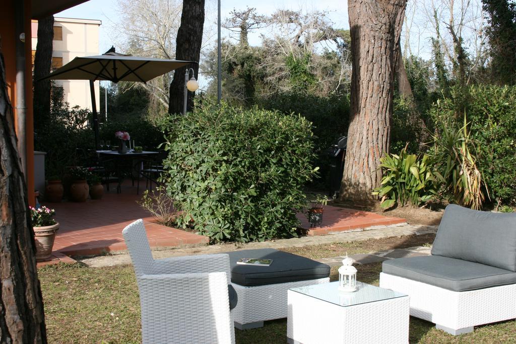 Splash House Tirrenia Εξωτερικό φωτογραφία